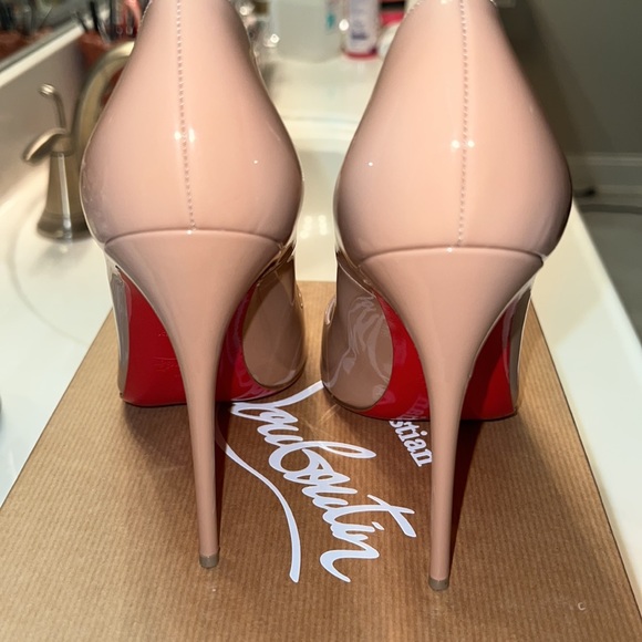 Christian Louboutin Nude Patent Leather So Kate 38.5 - Picture 3 of 10